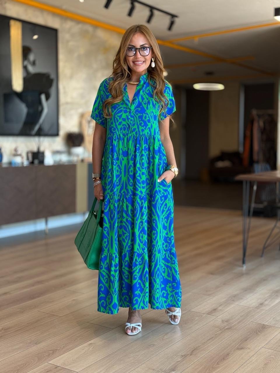 Vestido Joselyn - Se ajusta suavemente en la cintura