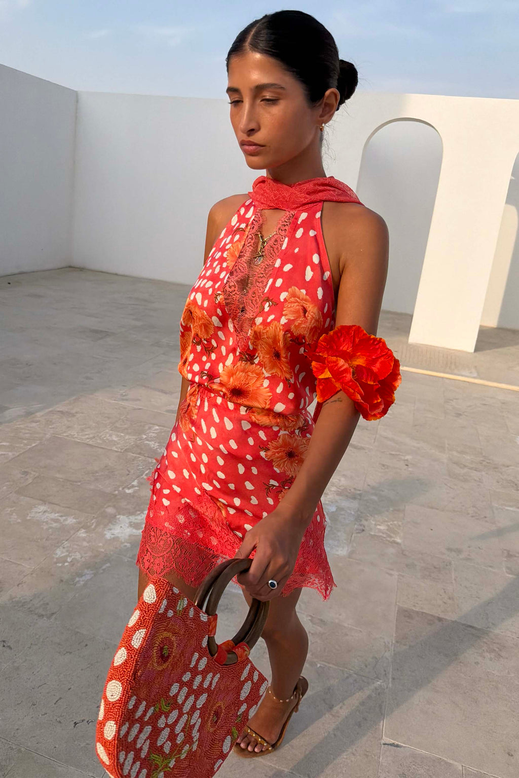 Coral | Top de amapola color coral cervatillo con lirio amapola